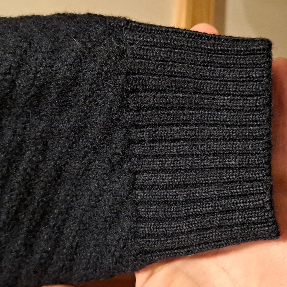 Salvatore Ferragamo wool zip up sweater M - Picture 9 of 9